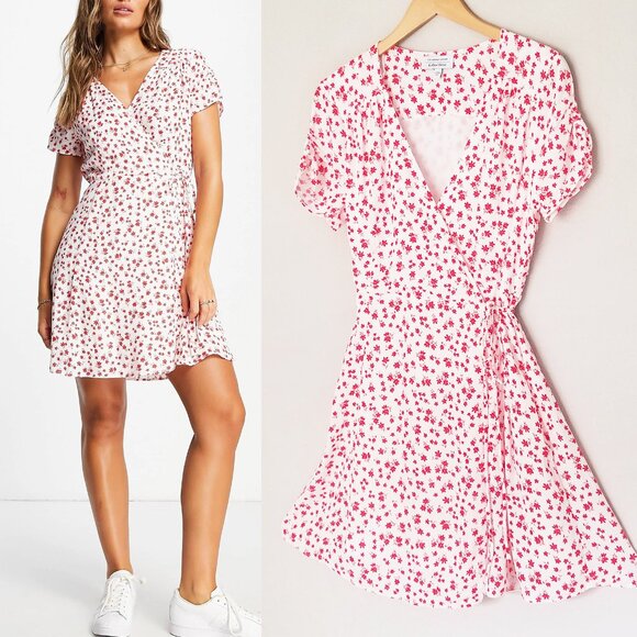 & Other Stories White Red Ditsy Floral True Wrap Mini Dress 6 Short Sleeves Boho - Picture 4 of 16